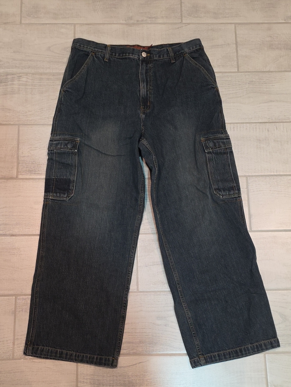 Old Navy Cargo Jeans Relaxed Baggy Comfortable Men's Size 36x30